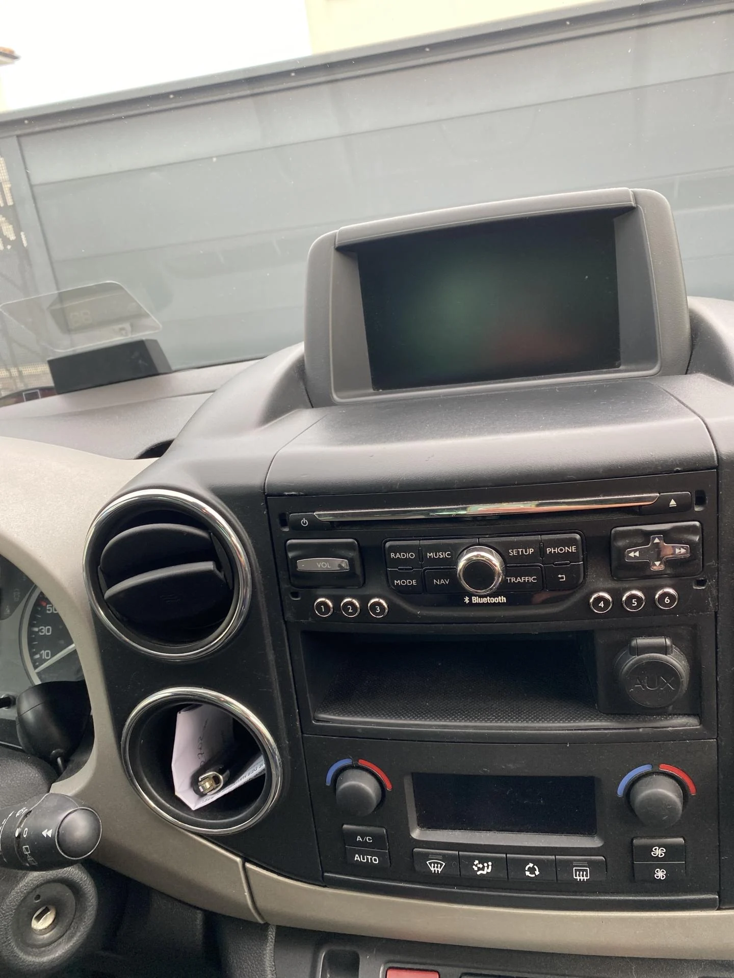 Autoradio dorigine peugeot partner citroen berlingo