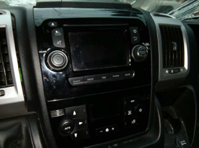 Autoradio peugeot boxer citroen jumper fiat ducato bluetooth android apple carplay gps1