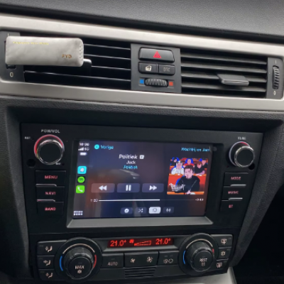 Autoradio BMW Série 1 E81, E82, E87, et E88 de 2004 à 2012 tactile avec boutons GPS Bluetooth Android & Apple Carplay + caméra de recul