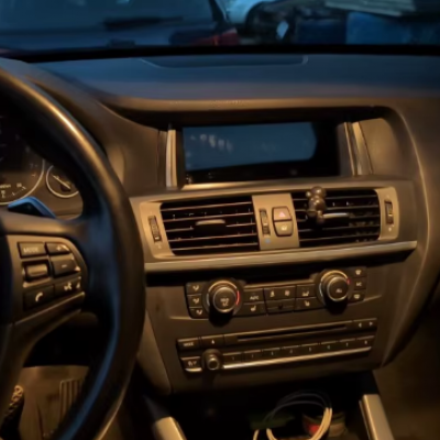 Autoradio BMW X3 F25 et BMW X4 F26 full tactile GPS Bluetooth Android & Apple Carplay + caméra de recul