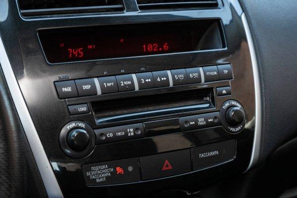 autoradio-peugeot-4008-