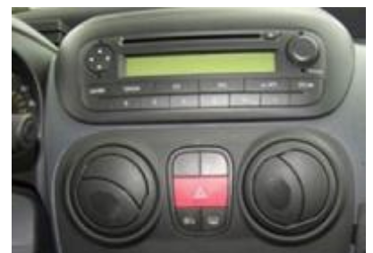 peugeot-bipper-autoradio-