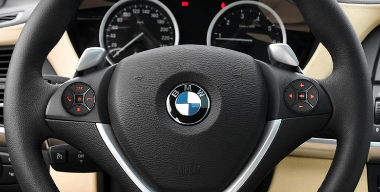 commande-au-volant-universelle-
