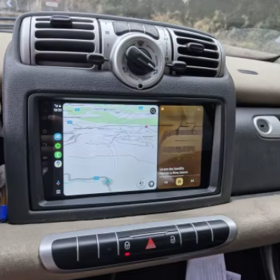Autoradio Smart Fortwo de 2005 à 2010 full tactile GPS Bluetooth Android & Apple Carplay + caméra de recul