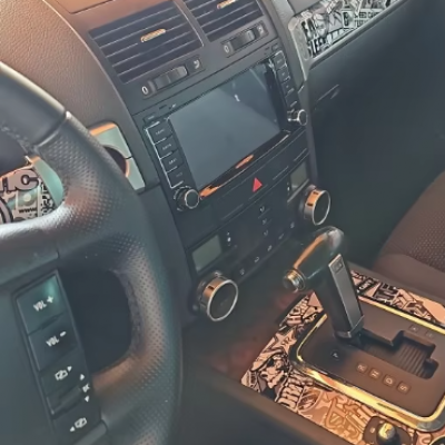 Autoradio VW Touareg, Transporter T5 jusqu’à 2009 + T5 California jusqu’à 2013 tactile GPS Bluetooth Android Apple Carplay + caméra